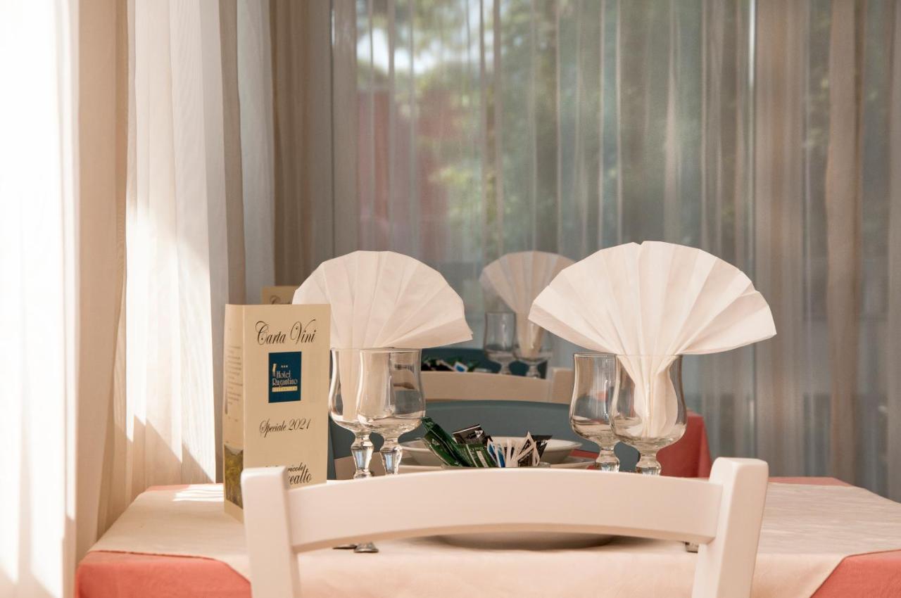 Hotel Rugantino Cesenatico Eksteriør billede