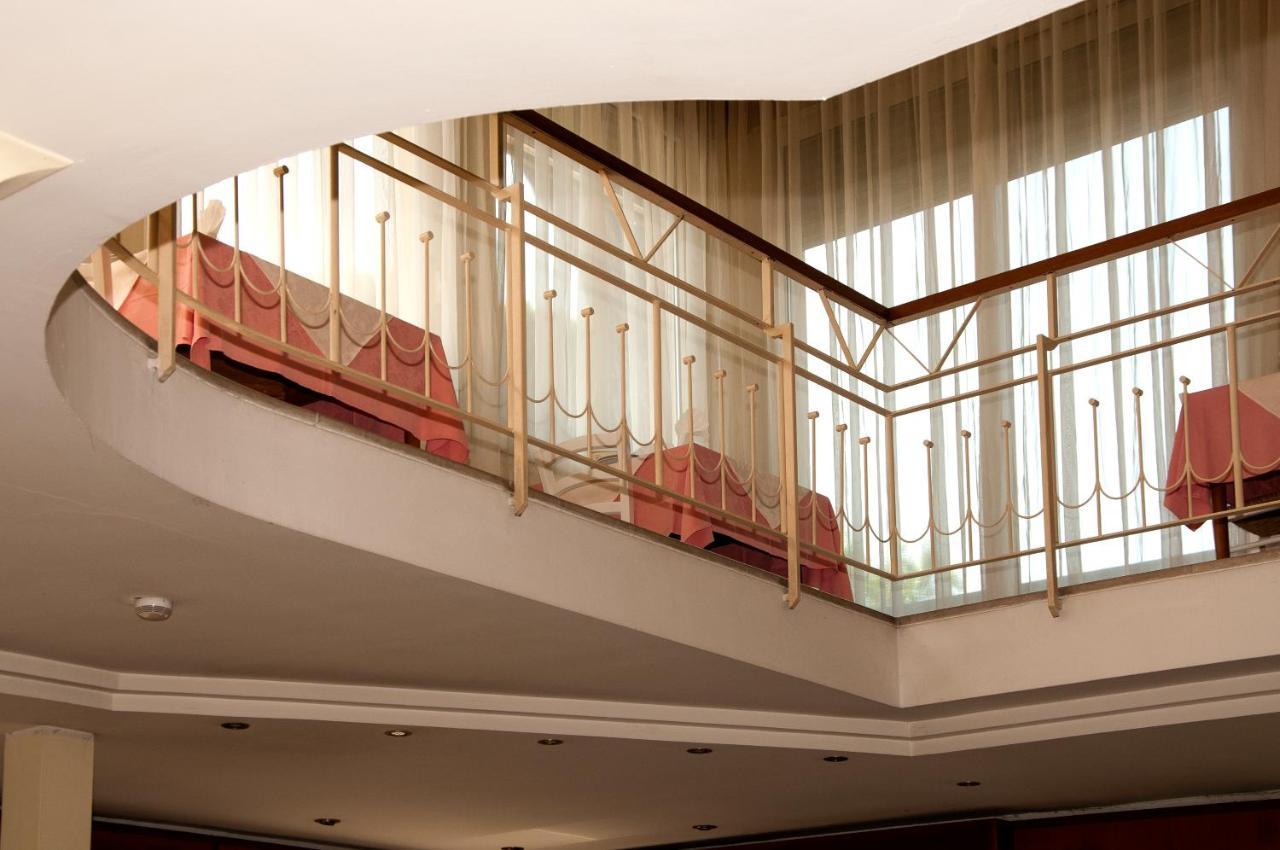 Hotel Rugantino Cesenatico Eksteriør billede