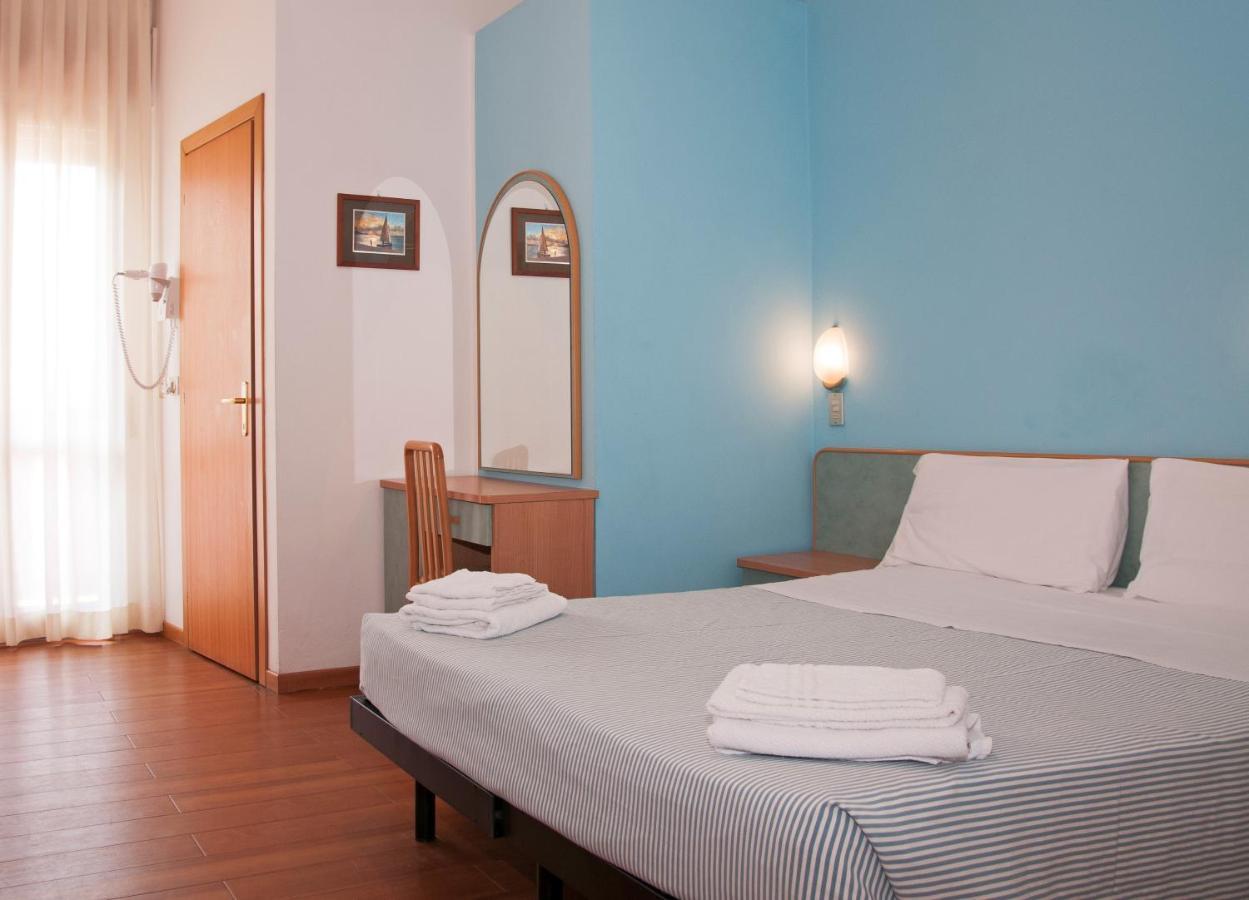 Hotel Rugantino Cesenatico Eksteriør billede